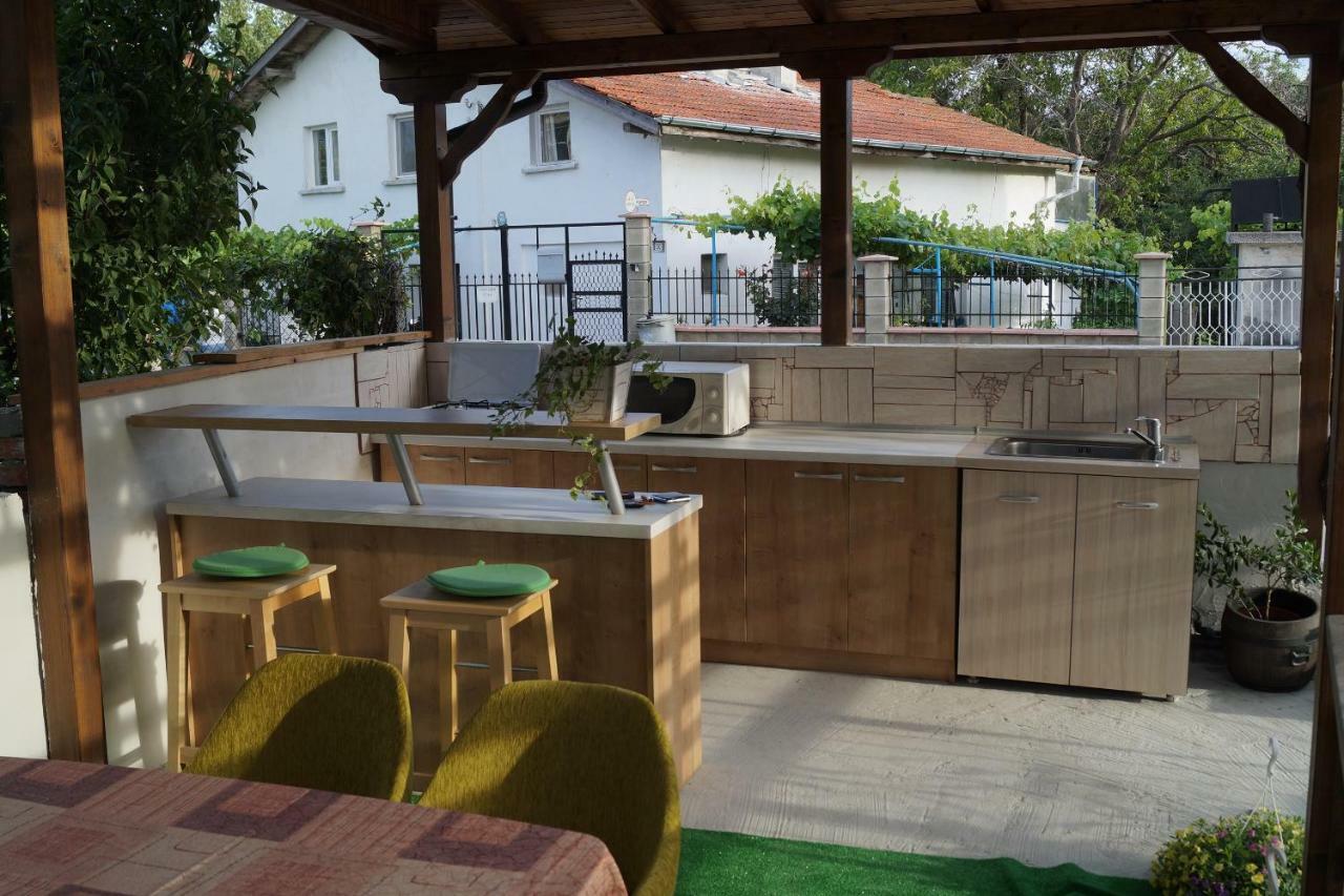 Guest House Di Mare Obzor Exterior photo