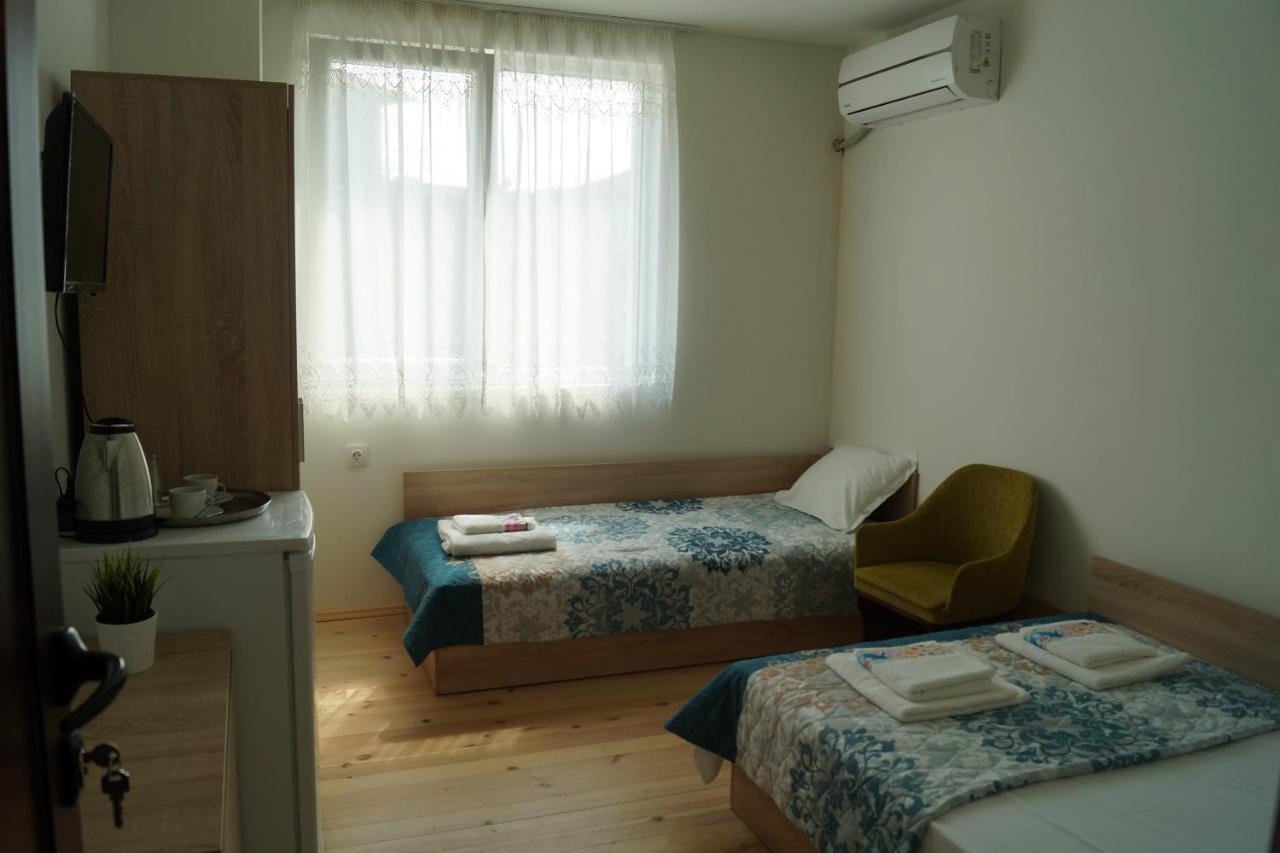 Guest House Di Mare Obzor Exterior photo
